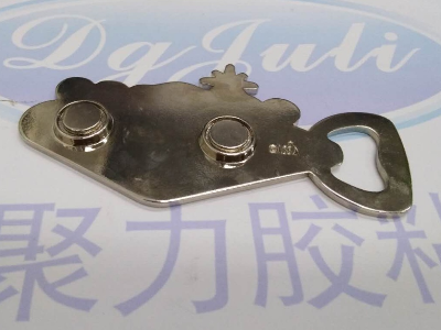 粘金屬膠水案例，聚力廠家直銷專業定制膠水解決難題