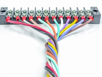 連接器端子電子密封膠，聚力為電子電器領域提供粘接案例