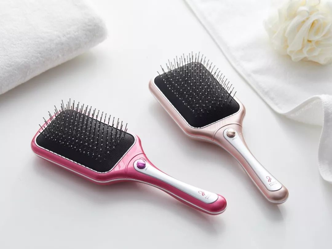 精美氣墊梳子粘接膠水，聚力PP膠水符合環保標準粘接神器