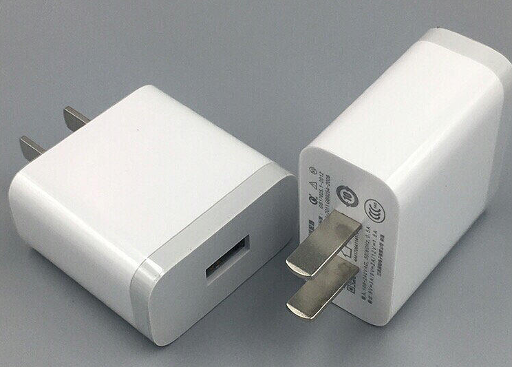 手機充電頭一般用什么膠水？聚力攜手團隊研發(fā)高穩(wěn)定電子密封膠