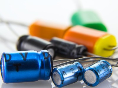 電容器封裝膠水，聚力膠業提供用膠解決方案