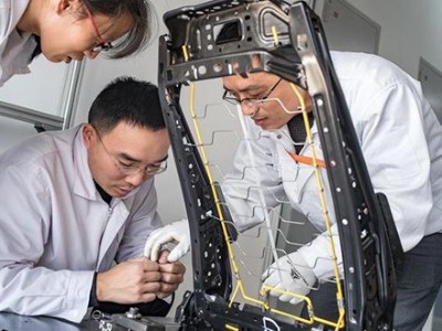 聚力耐高溫灌封膠，為汽車(chē)電子保駕護(hù)航！